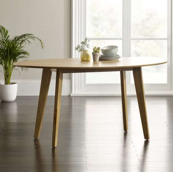 Buskerud Dining Table