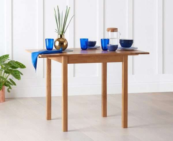 Rory Folding Dining Table