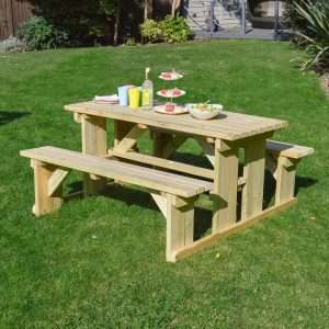 Tinwell Picnic Table